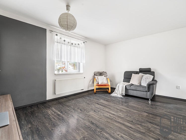 Pronájem rodinného domu 140 m², pozemek 1 018 m² - foto 6