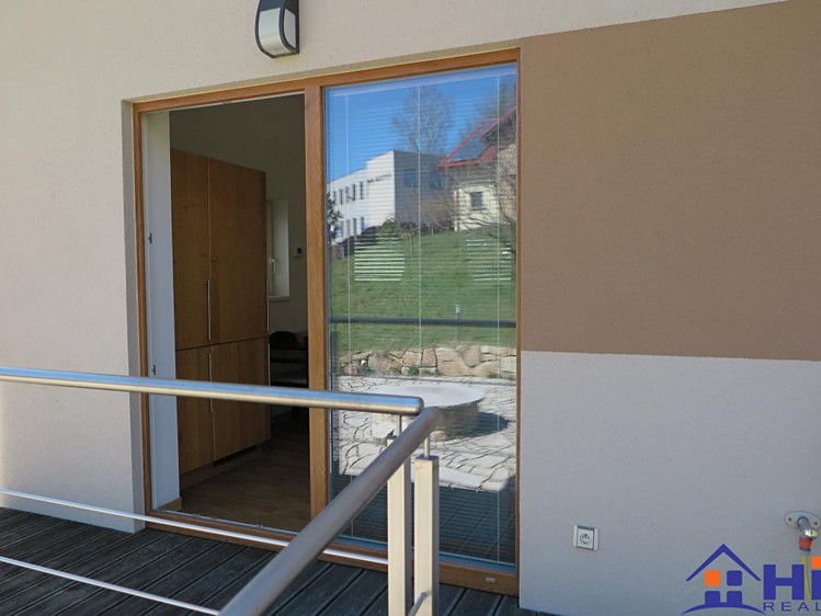 Pronájem rodinného domu 113 m², pozemek 625 m² - foto 4
