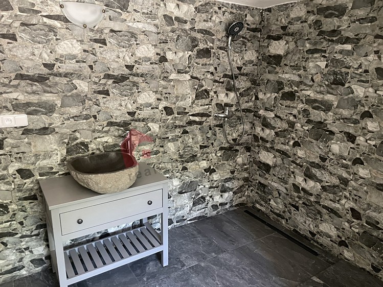 Pronájem rodinného domu 80 m², pozemek 976 m² - foto 2