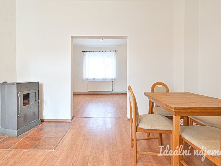 Pronájem rodinného domu 70 m², pozemek 180 m² - foto 8