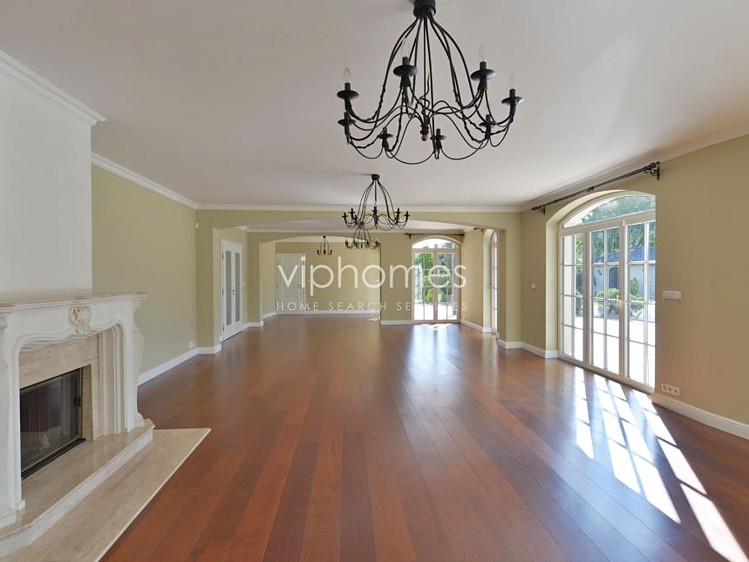 Pronájem vily 400 m², pozemek 1 213 m² - foto 4