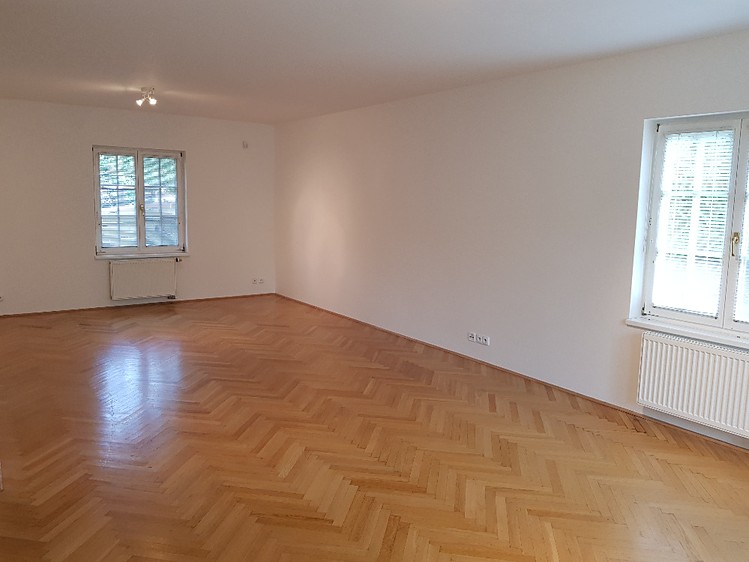 Pronájem rodinného domu 234 m², pozemek 343 m² - foto 3