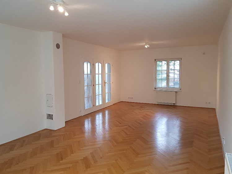 Pronájem rodinného domu 234 m², pozemek 343 m² - foto 2