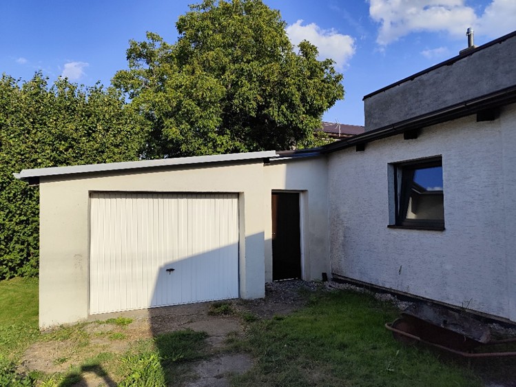 Pronájem rodinného domu 180 m², pozemek 645 m² - foto 2