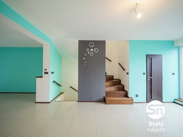 Pronájem rodinného domu 136 m², pozemek 67 m² - foto 5
