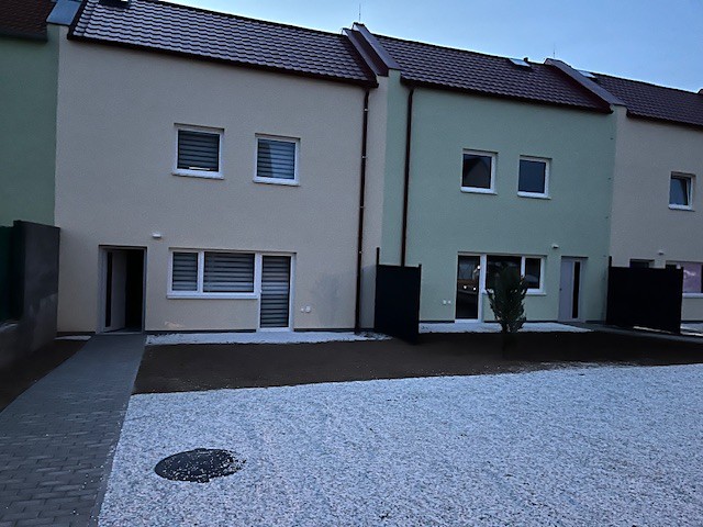 Pronájem rodinného domu 80 m², pozemek 180 m² - foto 6