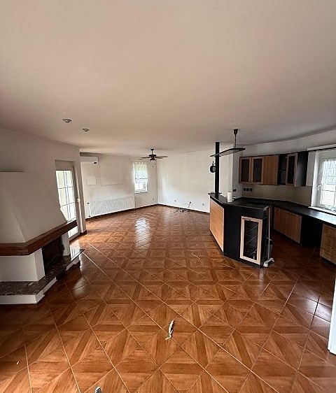 Pronájem rodinného domu 145 m², pozemek 1 049 m² - foto 2