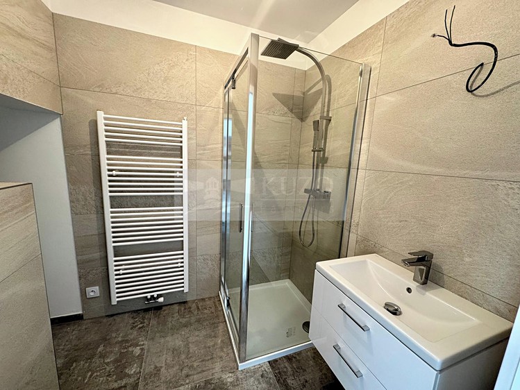 Pronájem  rodinného domu 166 m², pozemek 99 m² - foto 6