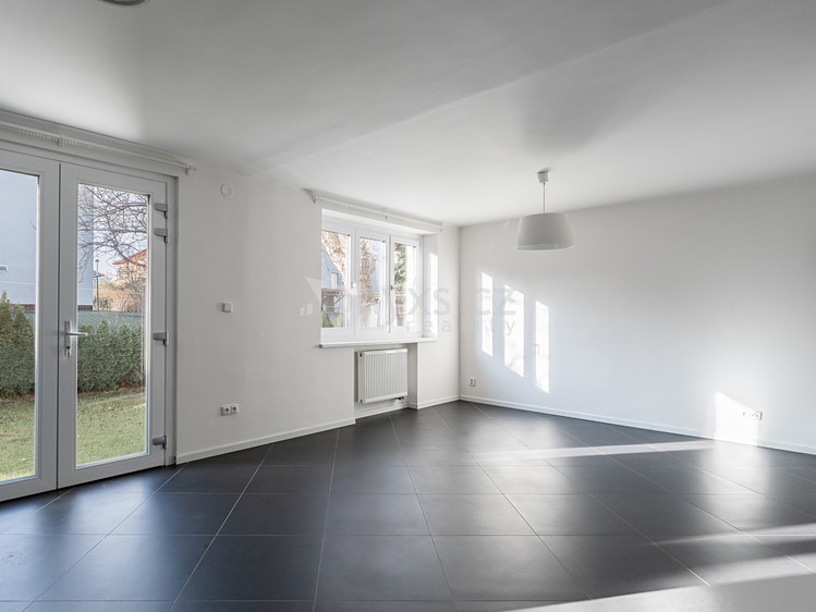 Pronájem rodinného domu 240 m², pozemek 492 m² - foto 6