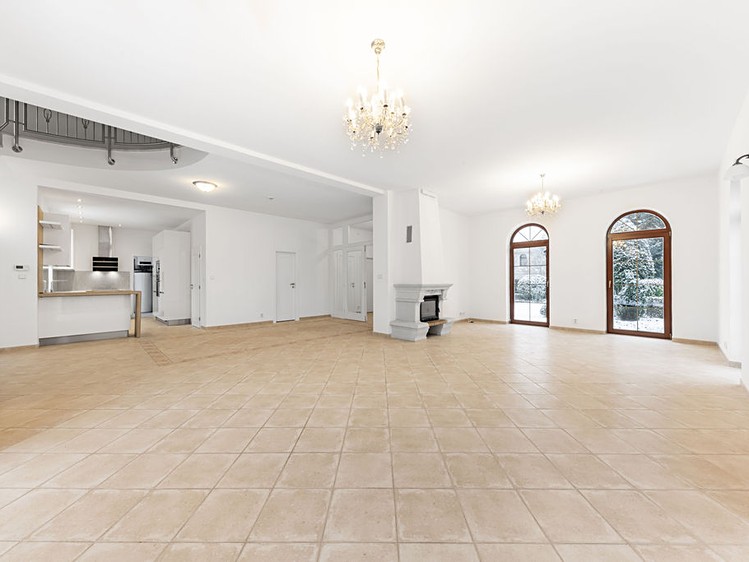 Pronájem vily 270 m², pozemek 539 m² - foto 4