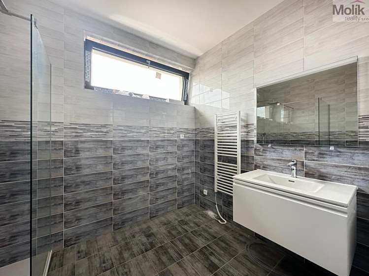 Pronájem rodinného domu 114 m², pozemek 864 m² - foto 7