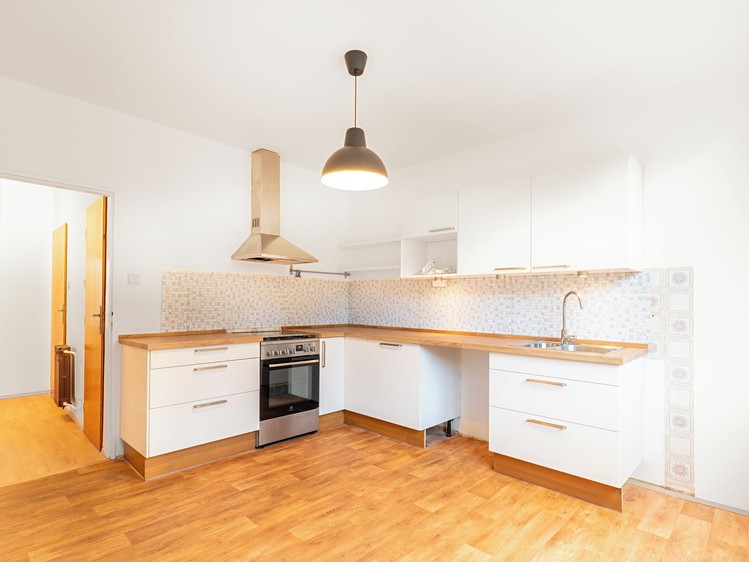 Pronájem rodinného domu 200 m², pozemek 434 m² - foto 4