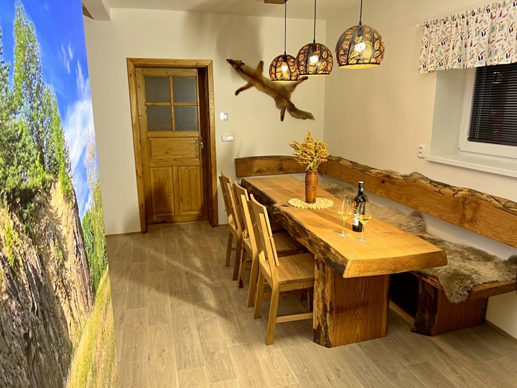 Pronájem rodinného domu 151 m², pozemek 733 m² - foto 3