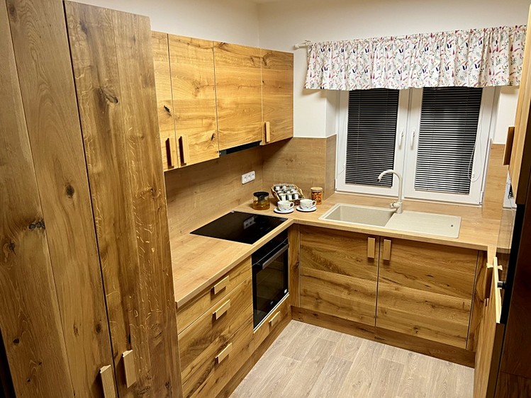 Pronájem rodinného domu 151 m², pozemek 733 m² - foto 5