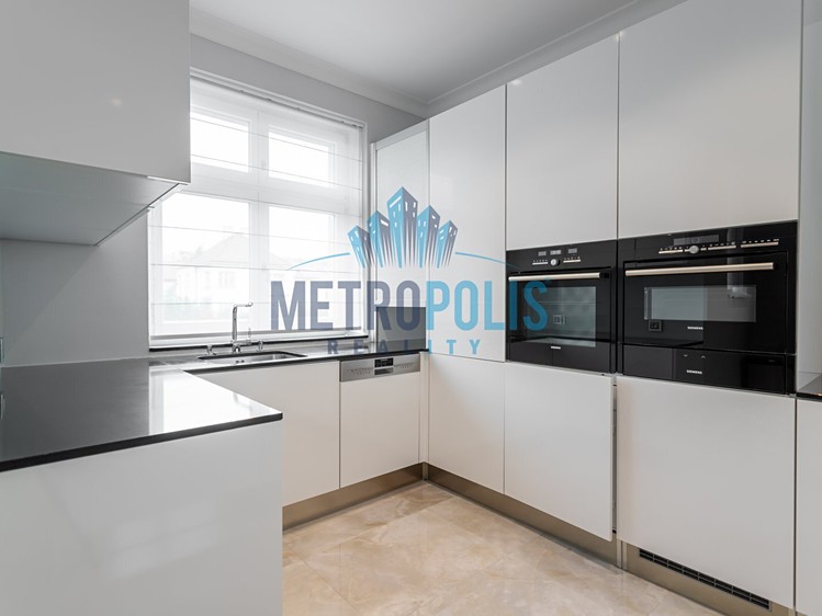 Pronájem rodinného domu 241 m², pozemek 150 m² - foto 5