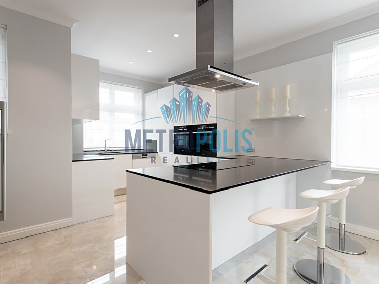Pronájem rodinného domu 241 m², pozemek 150 m² - foto 6