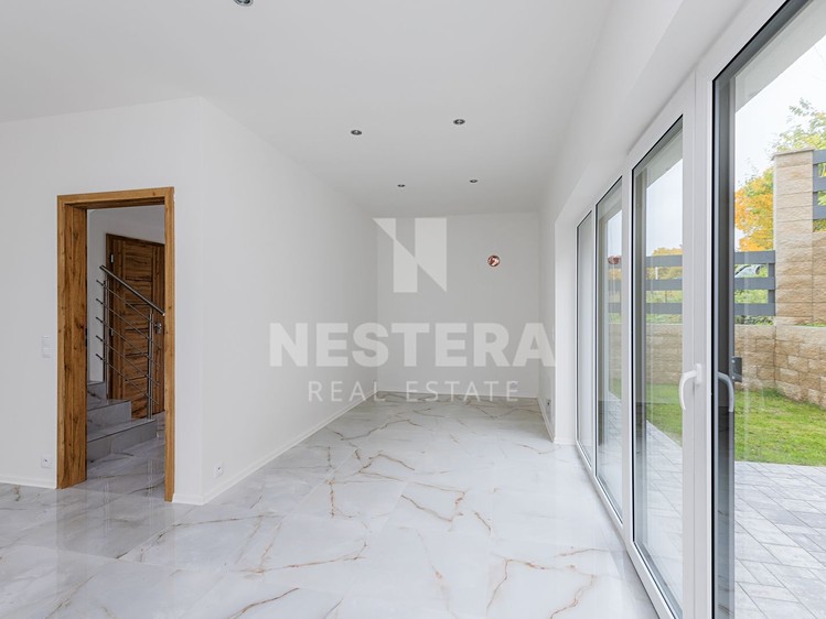 Pronájem  rodinného domu 100 m², pozemek 68 m² - foto 4
