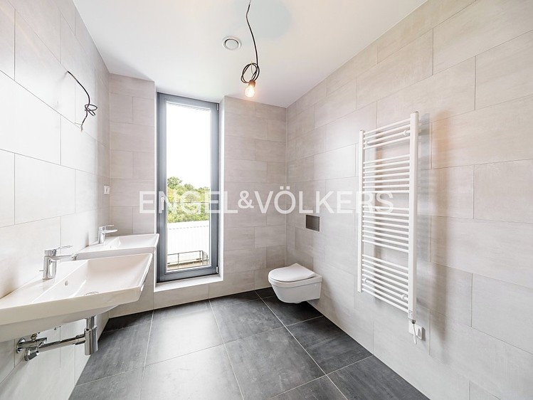 Pronájem rodinného domu 194 m², pozemek 226 m² - foto 6