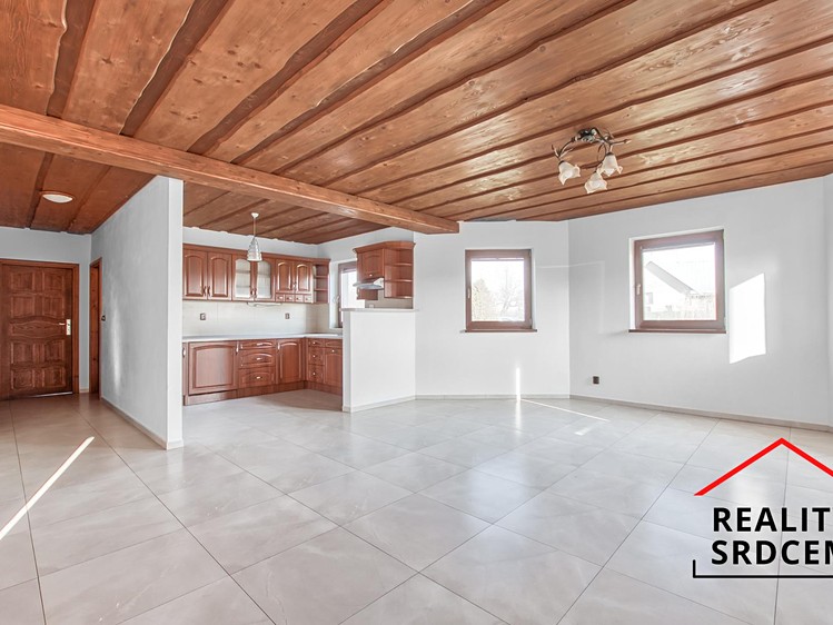 Pronájem rodinného domu 105 m², pozemek 1 749 m² - foto 3