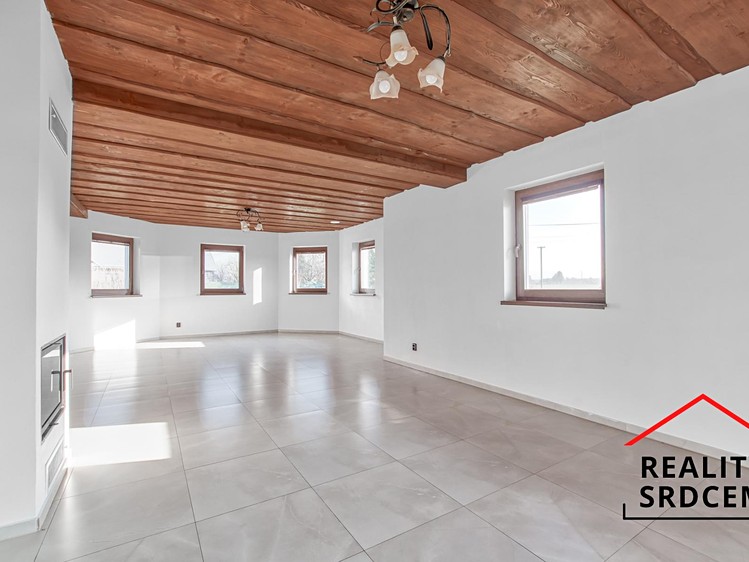 Pronájem rodinného domu 105 m², pozemek 1 749 m² - foto 7