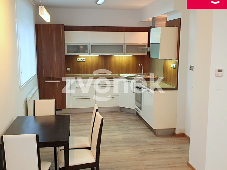 Pronájem rodinného domu 150 m², pozemek 350 m² - foto 4