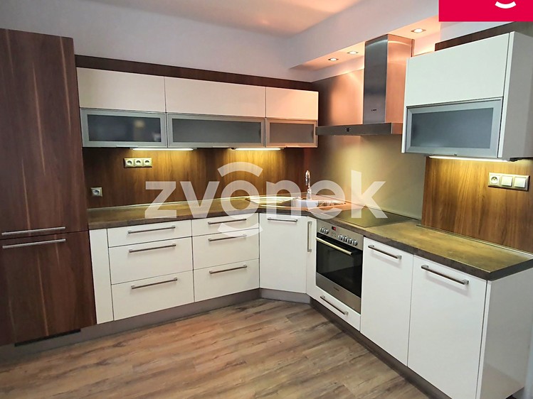 Pronájem rodinného domu 150 m², pozemek 350 m² - foto 6