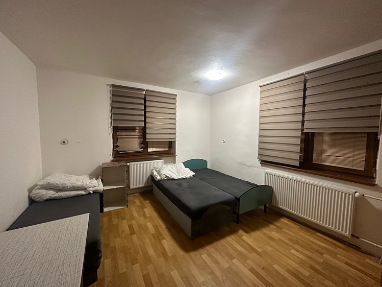 Pronájem rodinného domu 140 m², pozemek 695 m² - foto 2
