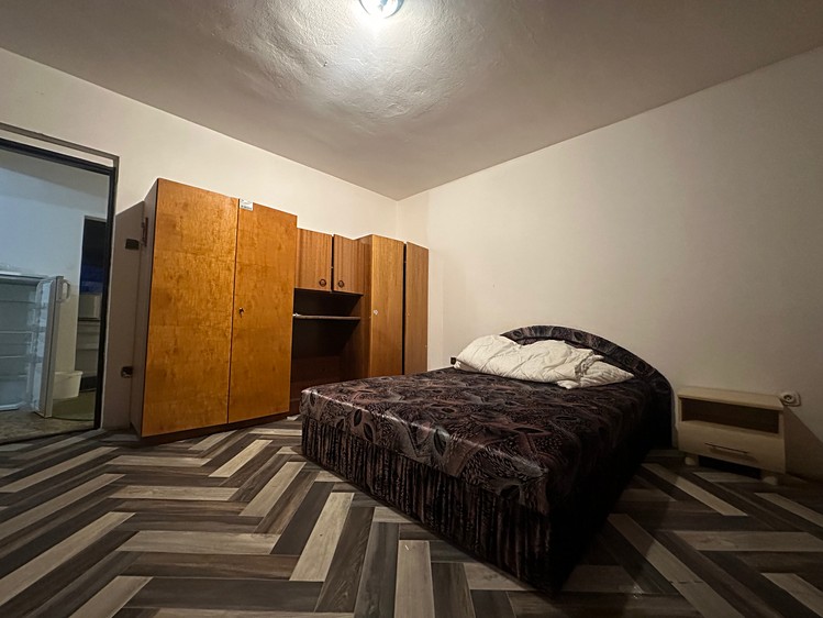 Pronájem rodinného domu 140 m², pozemek 695 m² - foto 7