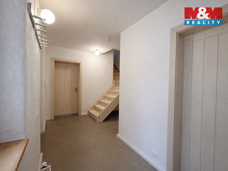 Pronájem  rodinného domu 143 m², pozemek 136 m² - foto 5