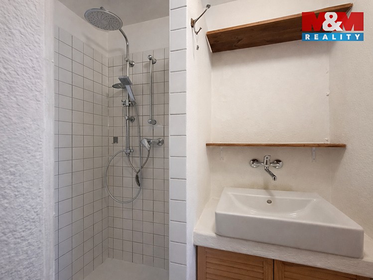 Pronájem  rodinného domu 143 m², pozemek 136 m² - foto 8