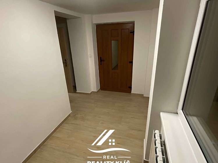 Pronájem rodinného domu 150 m², pozemek 630 m² - foto 5
