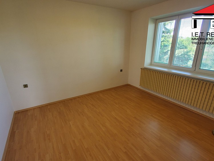 Pronájem rodinného domu 180 m², pozemek 423 m² - foto 4