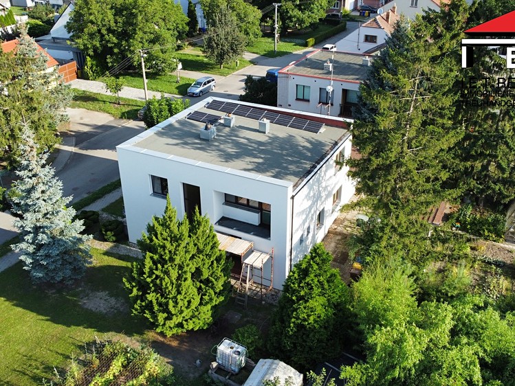 Pronájem rodinného domu 180 m², pozemek 423 m² - foto 7