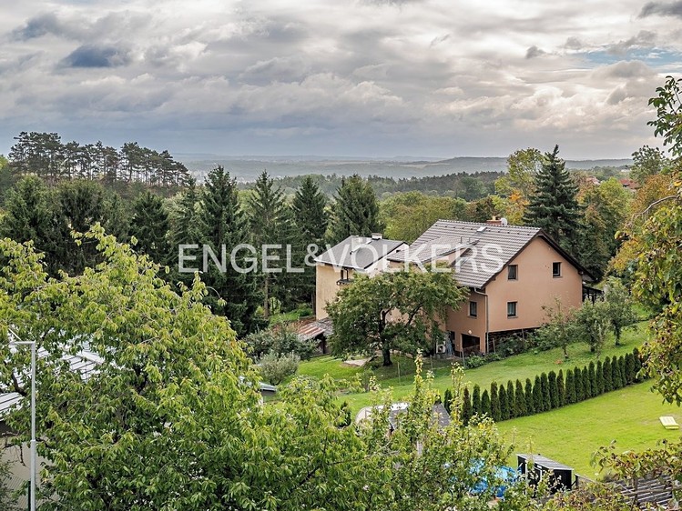 Pronájem rodinného domu 290 m², pozemek 500 m² - foto 3
