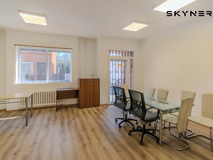 Pronájem  vícegeneračního domu 360 m², pozemek 176 m² - foto 7