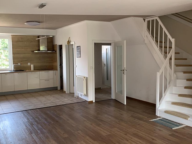 Pronájem rodinného domu 236 m², pozemek 350 m² - foto 4