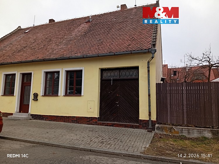Pronájem rodinného domu 140 m², pozemek 169 m² - foto 1