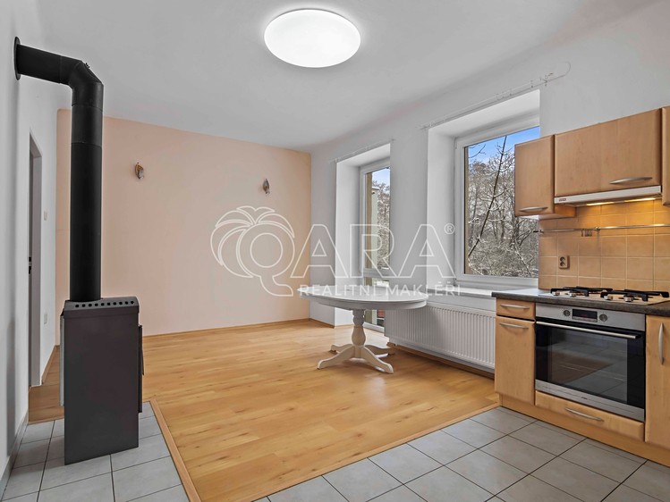 Pronájem rodinného domu 104 m², pozemek 200 m² - foto 2