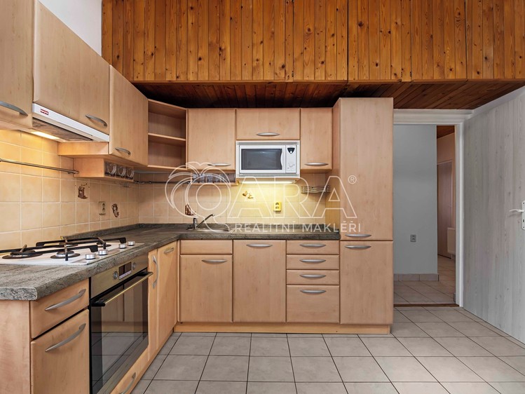 Pronájem rodinného domu 104 m², pozemek 200 m² - foto 1