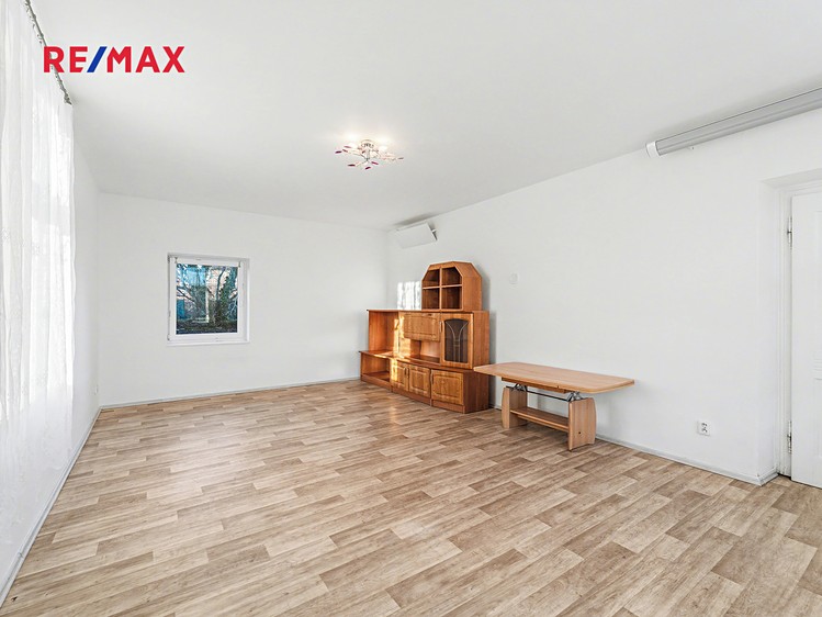 Pronájem  rodinného domu 61 m², pozemek 627 m² - foto 3