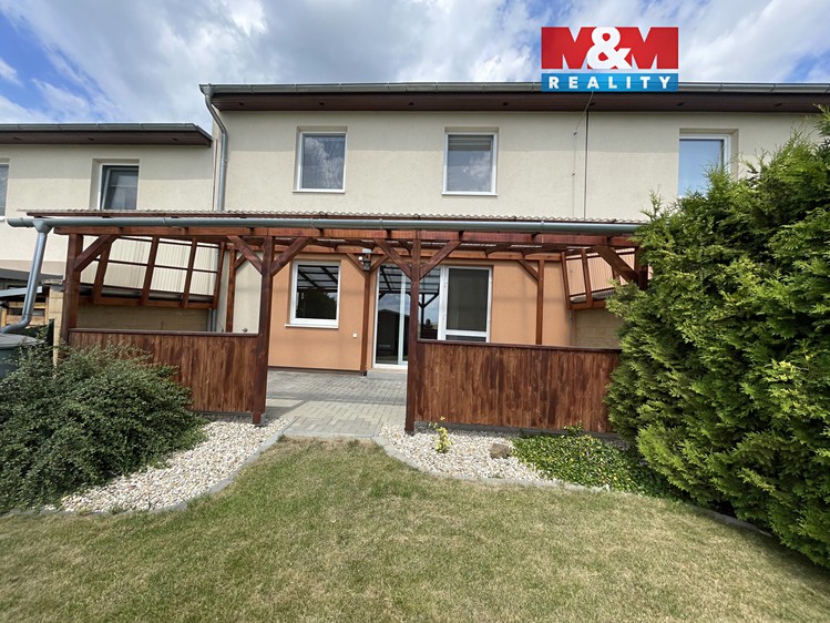 Pronájem rodinného domu 120 m², pozemek 273 m² - foto 1