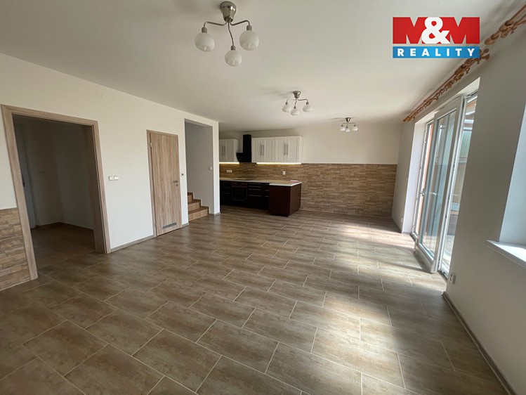 Pronájem rodinného domu 120 m², pozemek 273 m² - foto 7