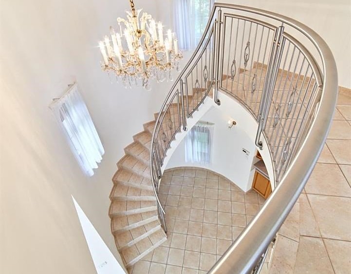 Pronájem rodinného domu 243 m², pozemek 328 m² - foto 5