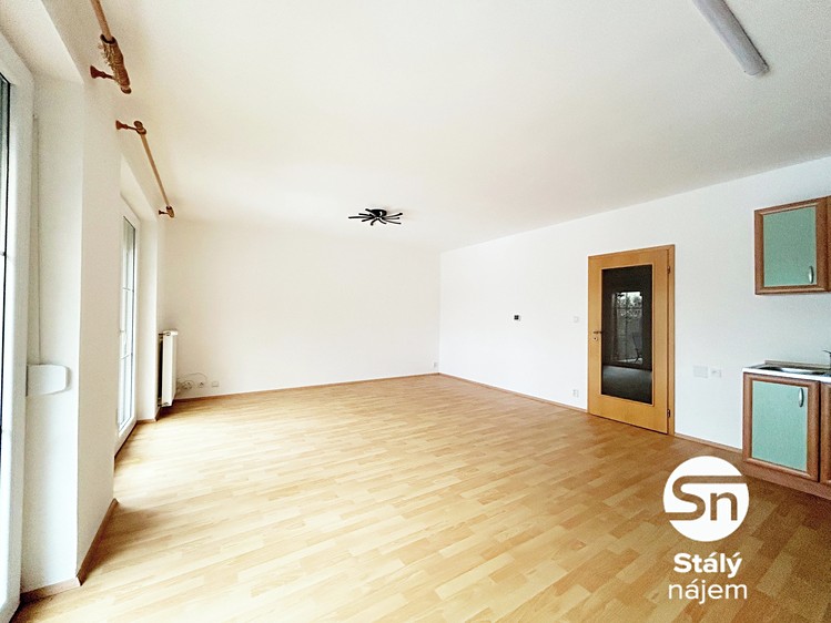 Pronájem rodinného domu 105 m², pozemek 80 m² - foto 3