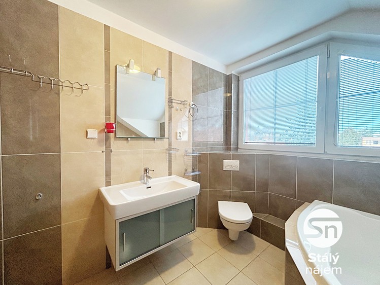 Pronájem rodinného domu 105 m², pozemek 80 m² - foto 5