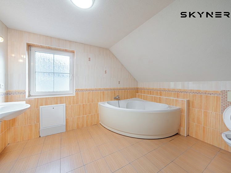 Pronájem  rodinného domu 150 m², pozemek 600 m² - foto 7