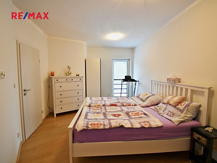 Pronájem rodinného domu 90 m², pozemek 180 m² - foto 7