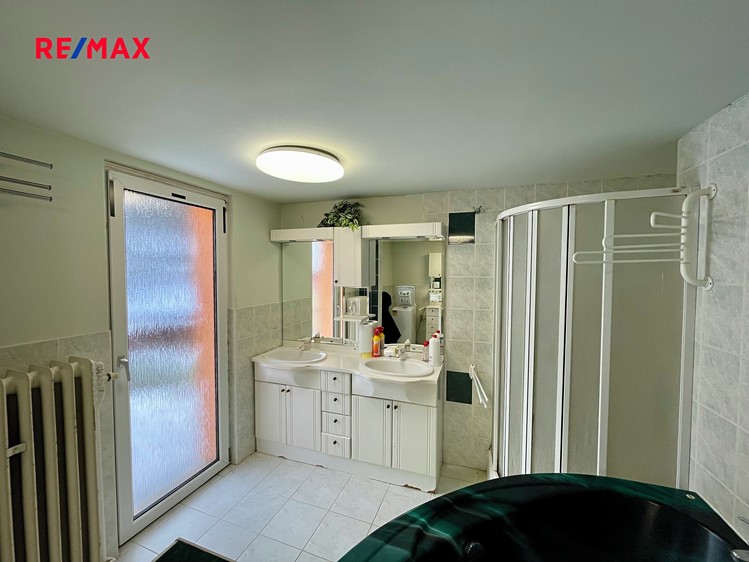 Pronájem  rodinného domu 88 m², pozemek 704 m² - foto 4