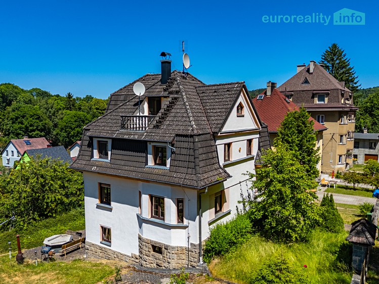 Pronájem  rodinného domu 210 m², pozemek 1 068 m² - foto 7