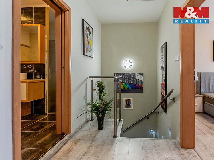 Pronájem rodinného domu 140 m², pozemek 246 m² - foto 6